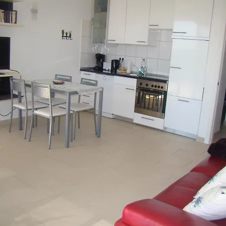 Appartement Meerblick Und Naehe Feuerberge Mit Eigenem Beheizten Pool