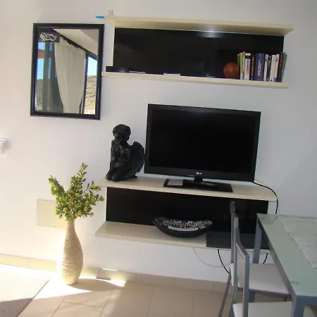 Meerblick Und Naehe Feuerberge Mit Eigenem Beheizten Pool Appartement Las Breñas